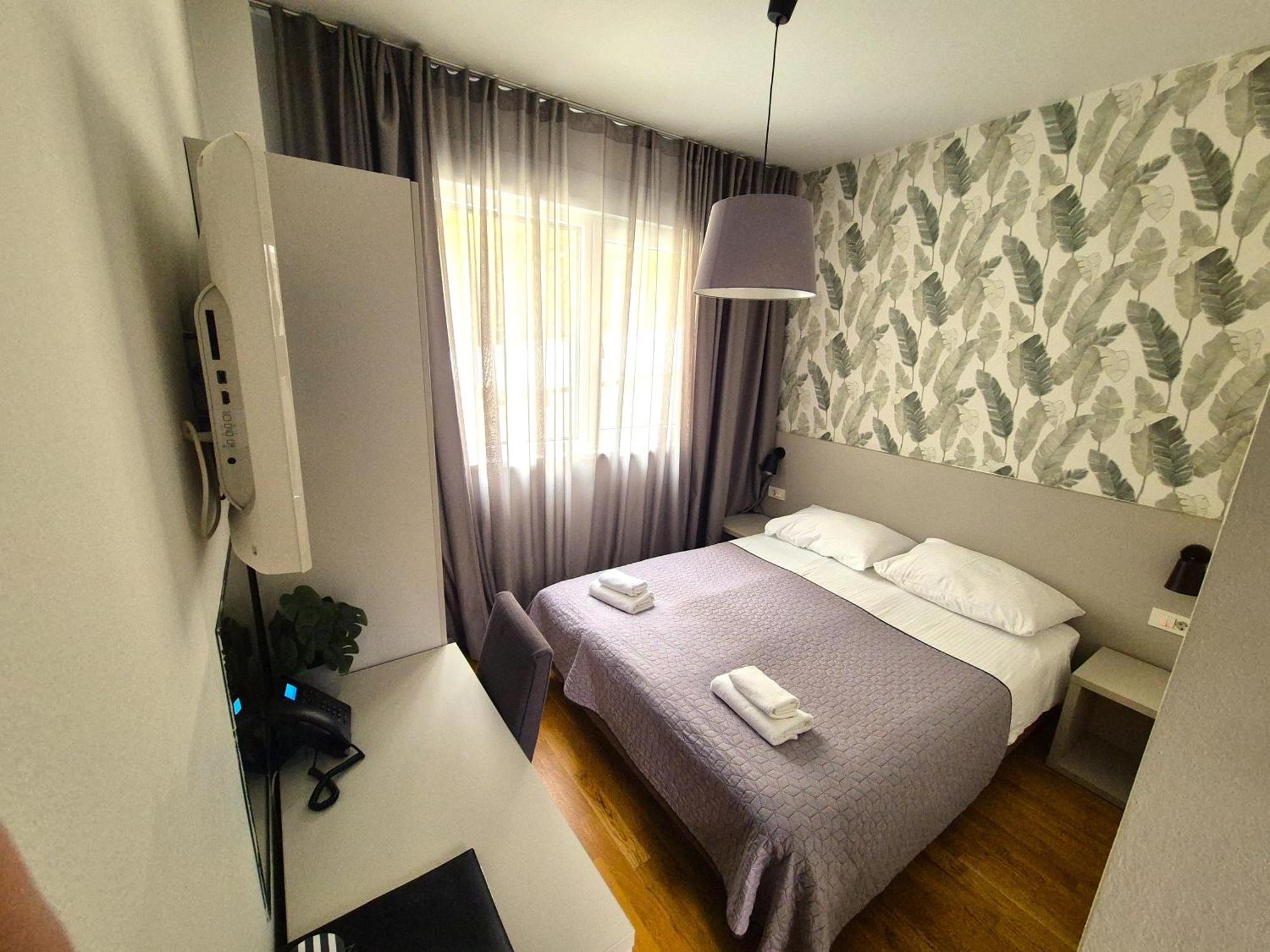 Garden Hotel Загреб Екстериор снимка